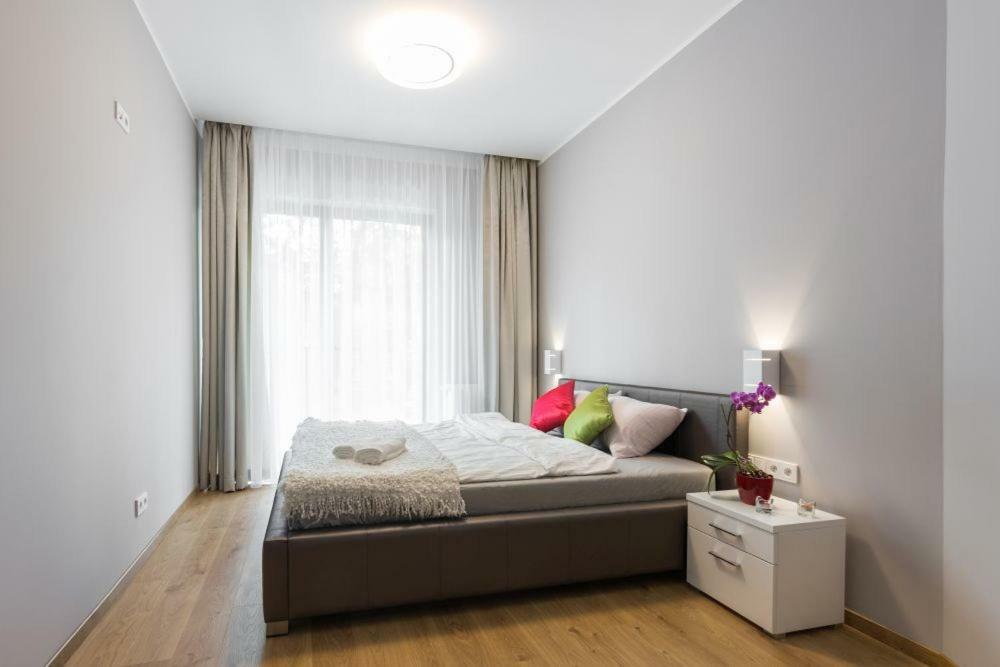 Pawia Apartments Modern Krasków Exterior foto